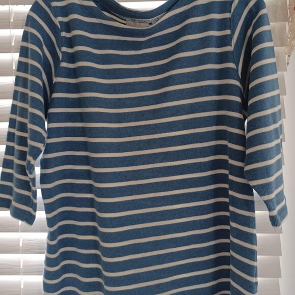 L.L. Bean Women’s Large Blue White Striped Boatneck 3/4 Sleeve 100% Cotton Shirt - Picture 4 of 5